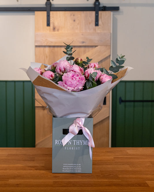 Peony Hand tie gift