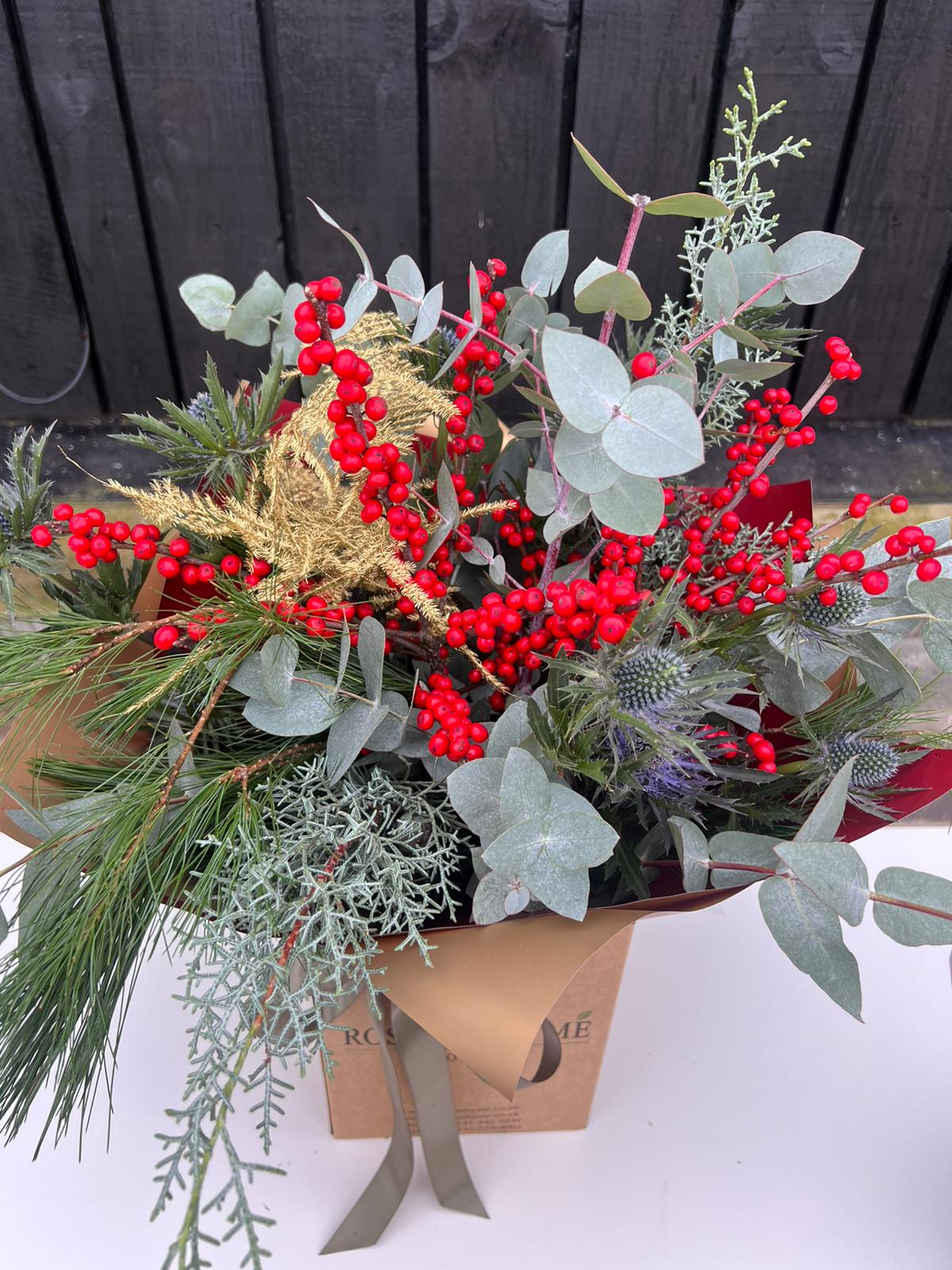 Berry Festive Hand tie Bouquet