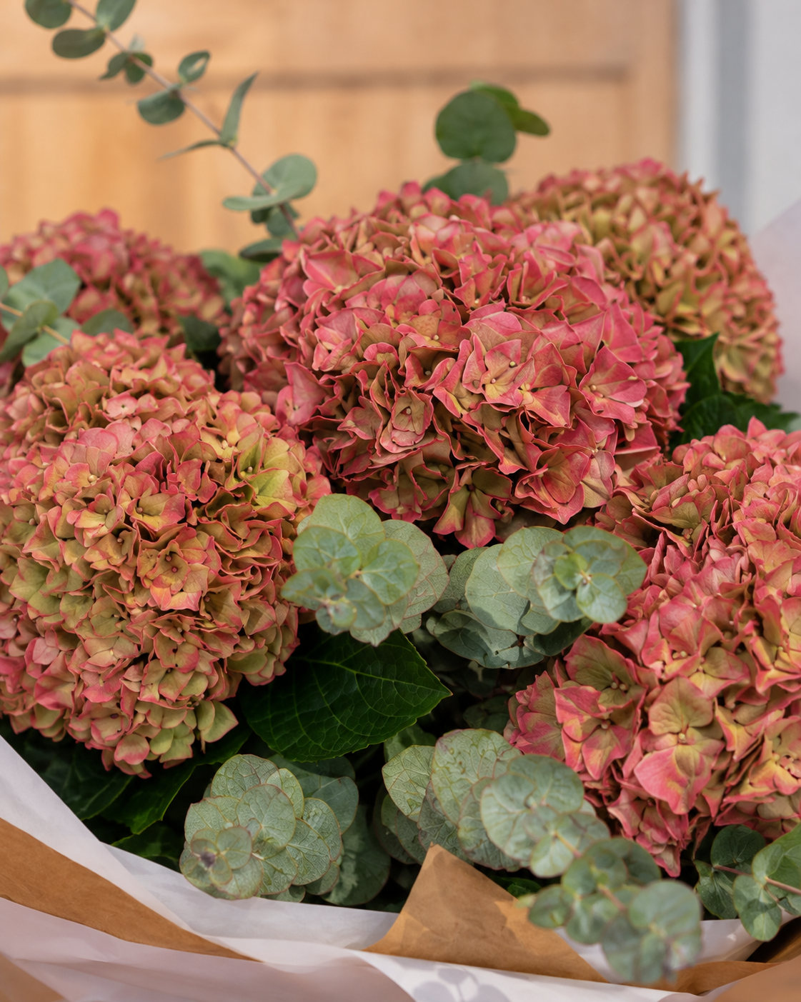 Hyndrangea Hand tie